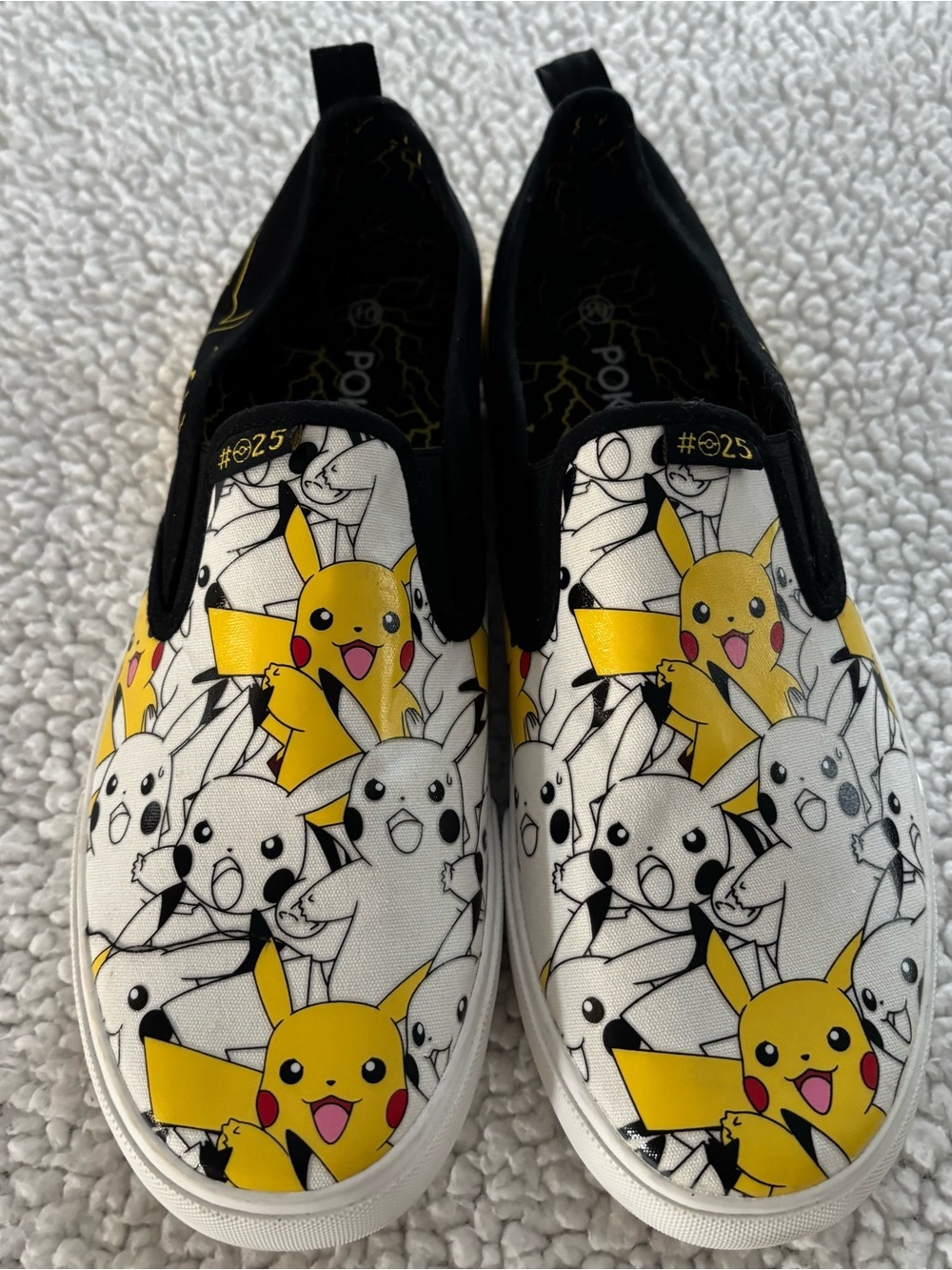 Pokémon Pikachu Ground Up Men’s Slip On Sneakers. Size 10. NWOT. No Box